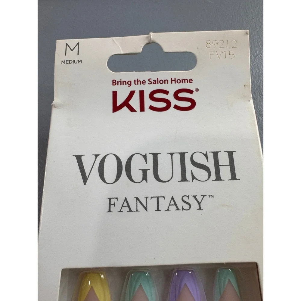 KISS Voguish Fantasy Nails Women Medium Pastel V-Tip Good 89212 Coffin 28ct